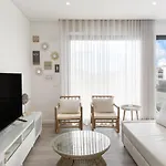 Daire Consolacao Wave House