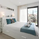 Daire Consolacao Wave House