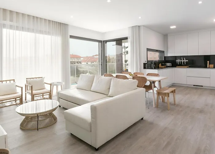 Consolacao Wave House Atouguia Da Baleia